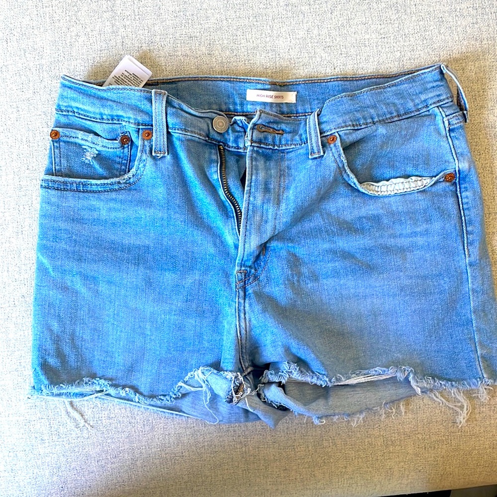 Levi Strauss High Rise Shorts size medium